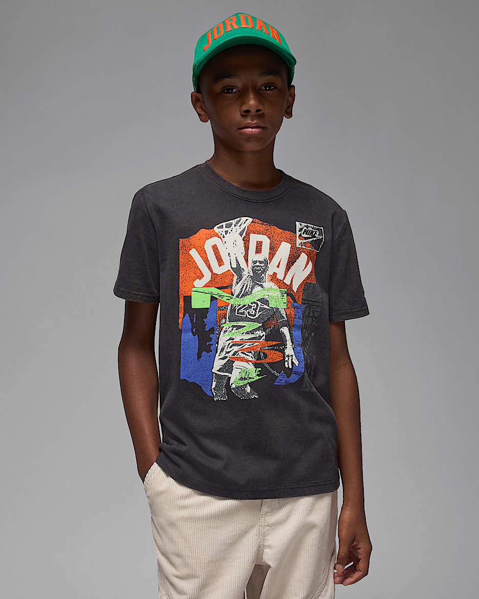 Jordan Big Kids' Throwback Slam T-Shirt. Nike JP